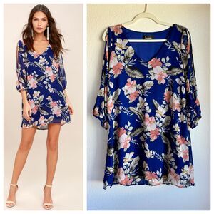 NWOT Lulus Womens Shifting Dears Royal Blue Floral Long Sleeve VNeck Shift Dress